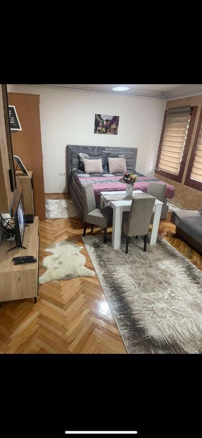 Aloha Apartment Novi Pazar Exterior photo