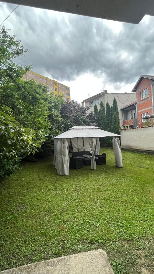 Aloha Apartment Novi Pazar Exterior photo